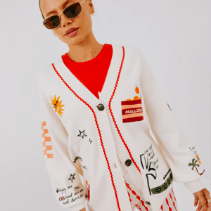 Never Fully Dressed Poema Martha Cardi